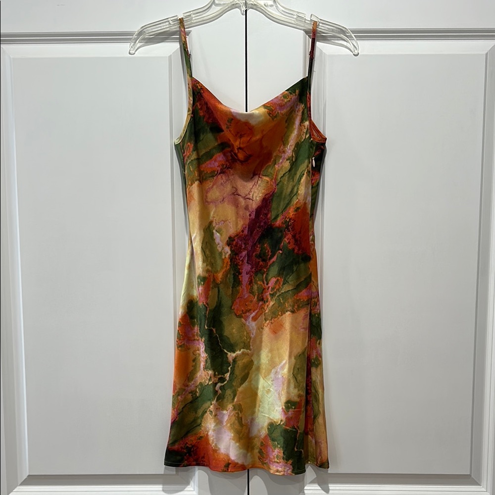 Like New✨Nasty Gal cowl neck watercolor mini dress - size 0